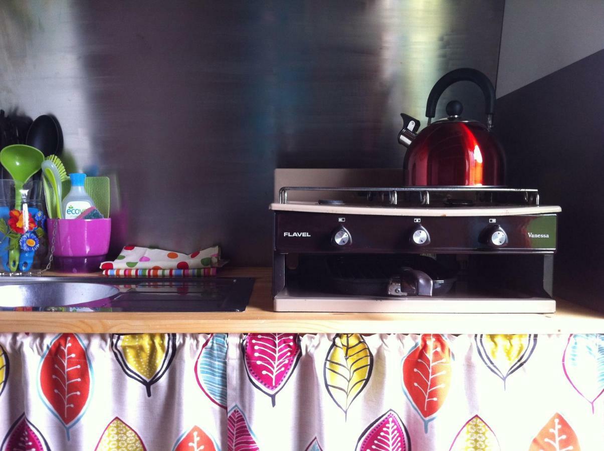 ראת'דרום Clissmann Horse Caravans Glamping מראה חיצוני תמונה